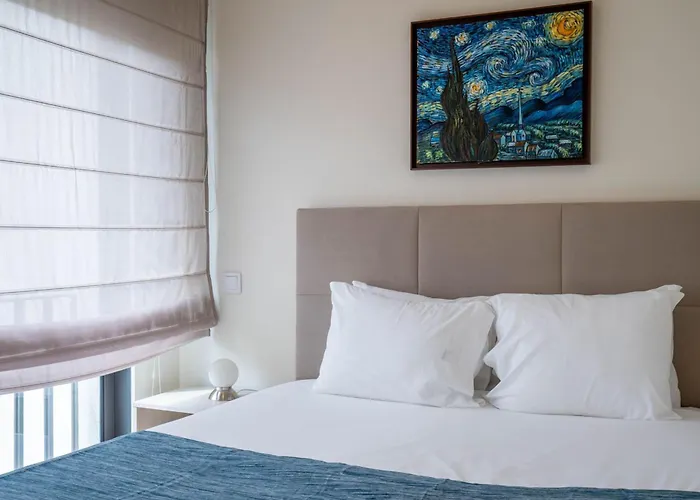 Apartman At - Aliados