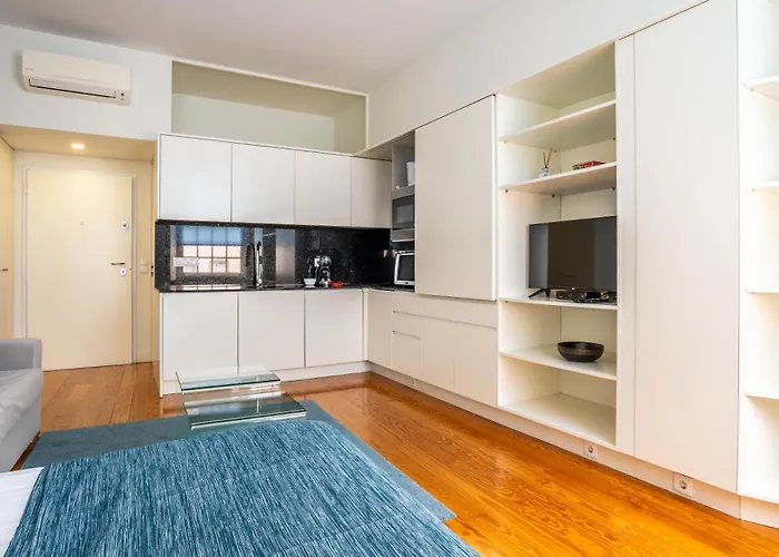 At - Aliados Apartman Porto