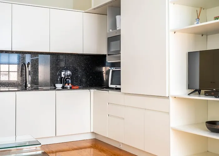 At - Aliados Apartman Porto