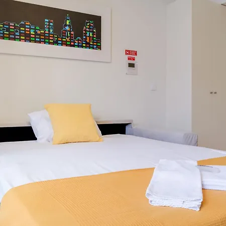 At - Aliados דירה